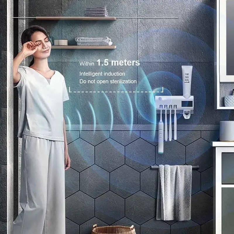 TOOTHPASTE DISPENSER WITH UV